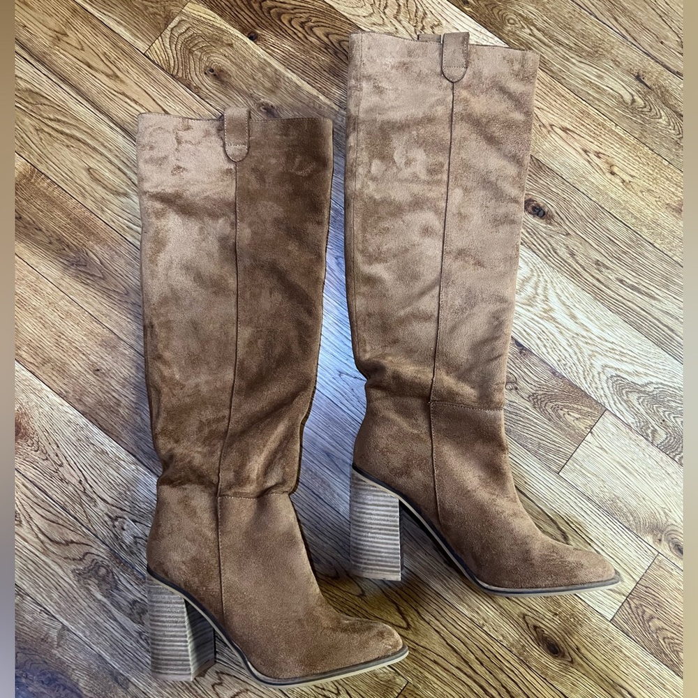 Altar’d State boots